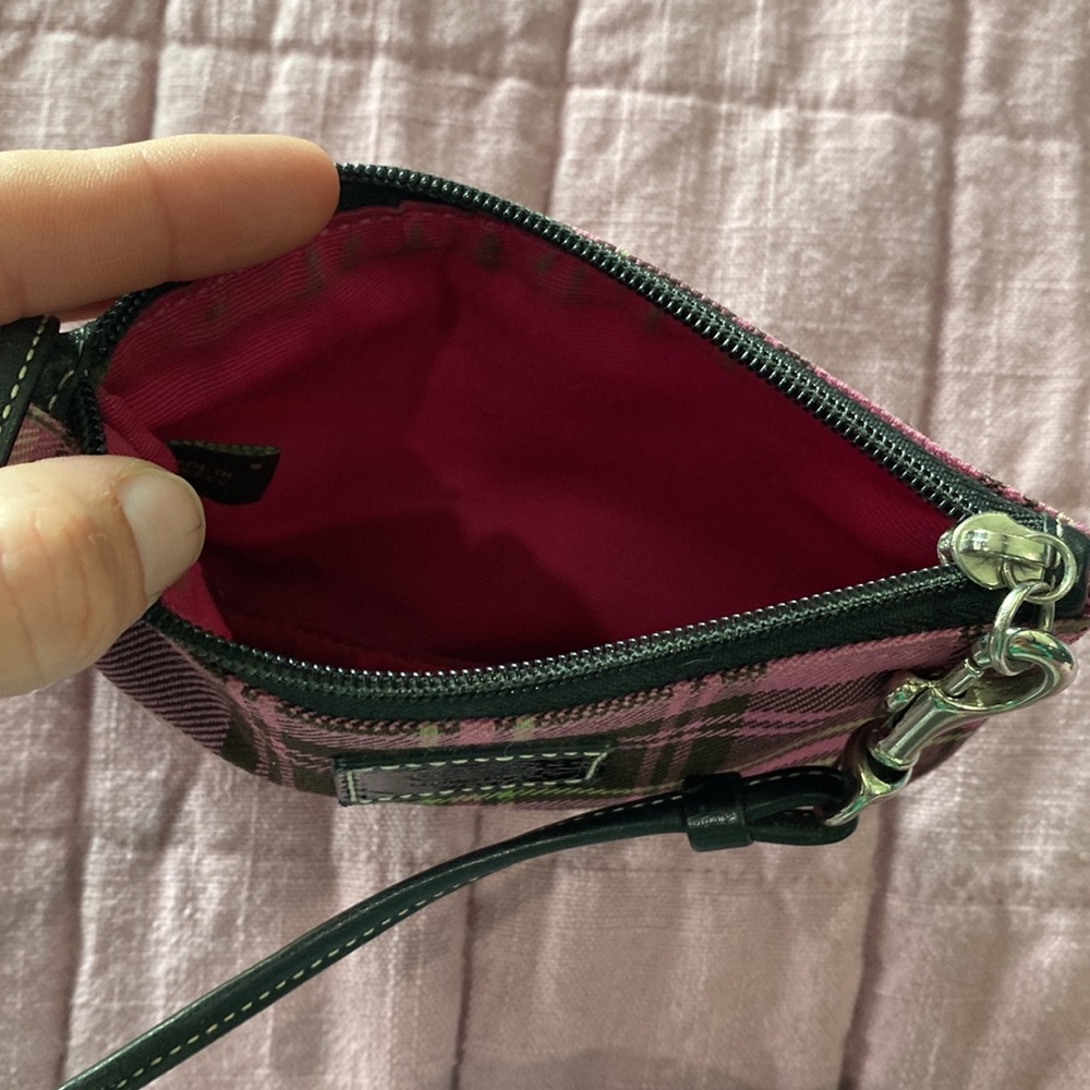 Coach wristlet - Picture 2 of 3